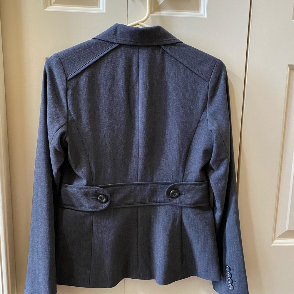 Ricki’s Jacket - Picture 2 of 5